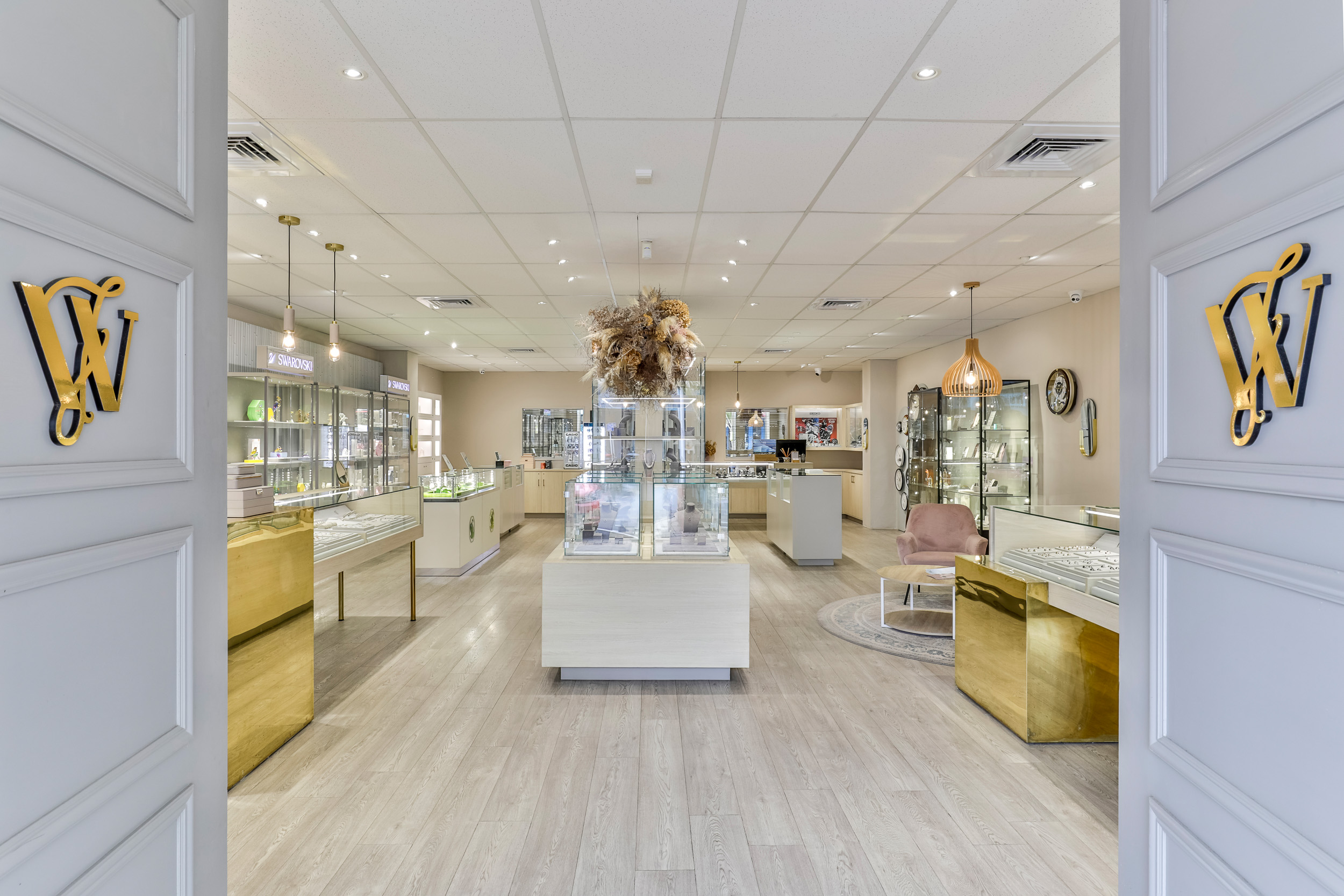 Cutting Edge Cabinetry - Wrights Jewellers